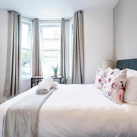 Fulham Studio Apartments Londen Buitenkant foto